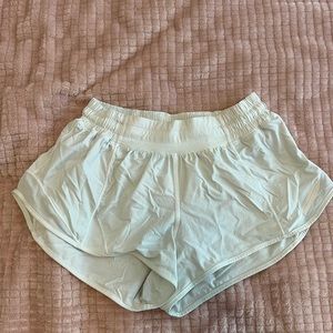 white lululemon hotty hot shorts